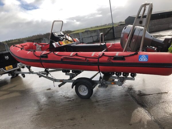 Top of the range DSB rescue boat – dims 5.1m x 2.06m - Image 4