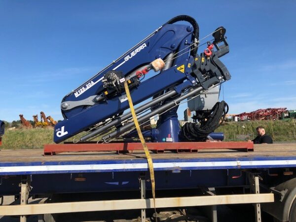 BRAND NEW marine cranes - Guerra models